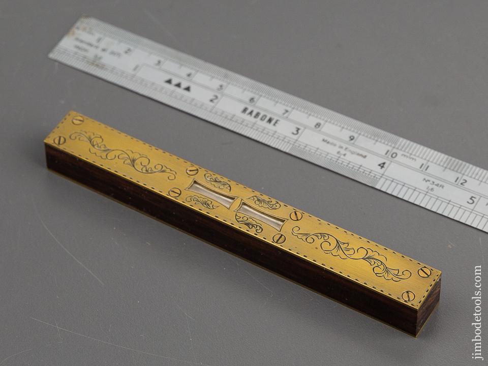 PAUL HAMLER 4 1/4 inch Engraved Rosewood and Brass Level MINT - 81887U