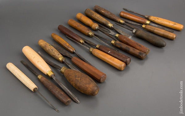 Great Set of 20 ADDIS Carving Chisels - 81895R