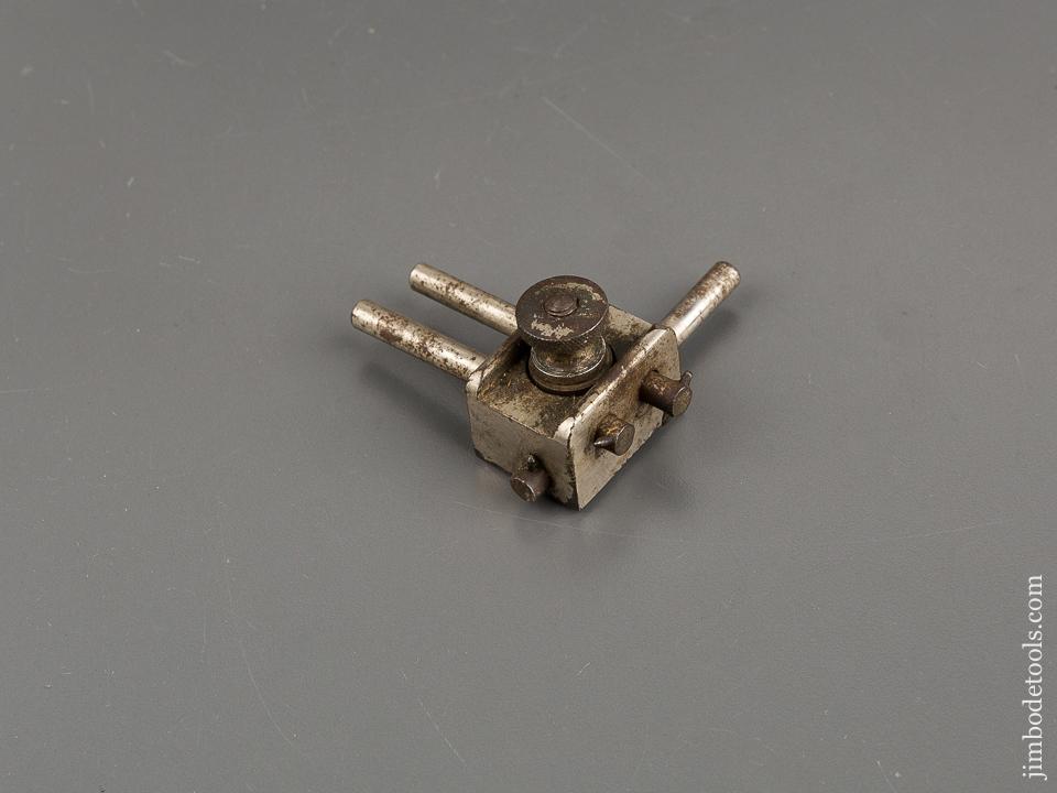 Rare Three-Legged Butt Gauge - 81908R