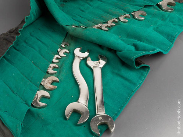 Set of Seventeen WILLIAMS & CO Double End Wrenches in Original Roll - 82041R