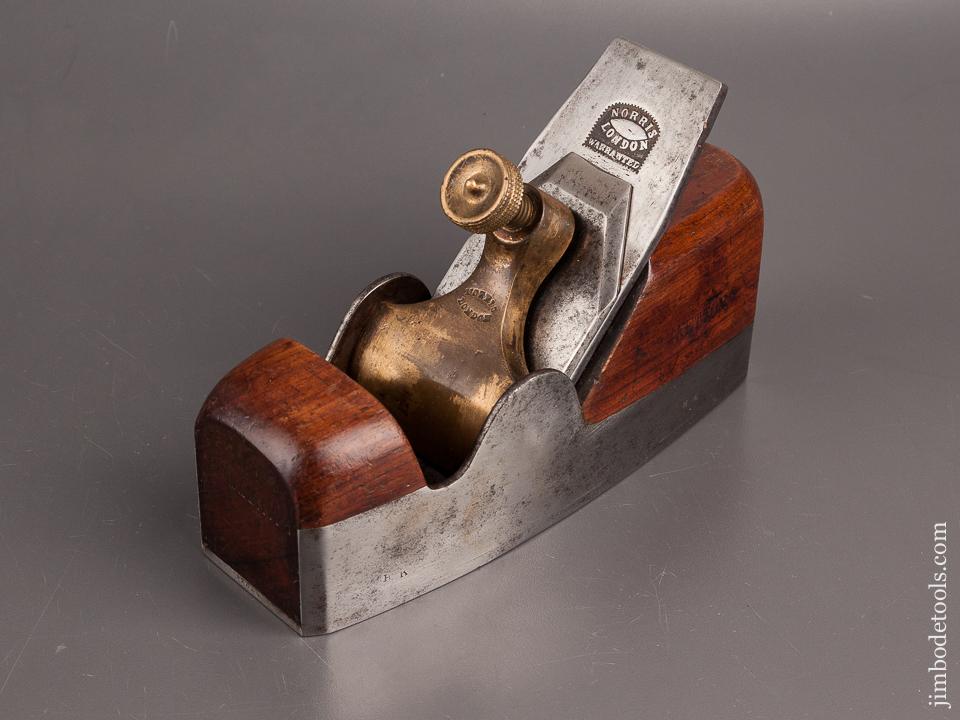 Early NORRIS No. 4 Smooth Plane with Original NORRIS Embossed Logo Iron - 82399U