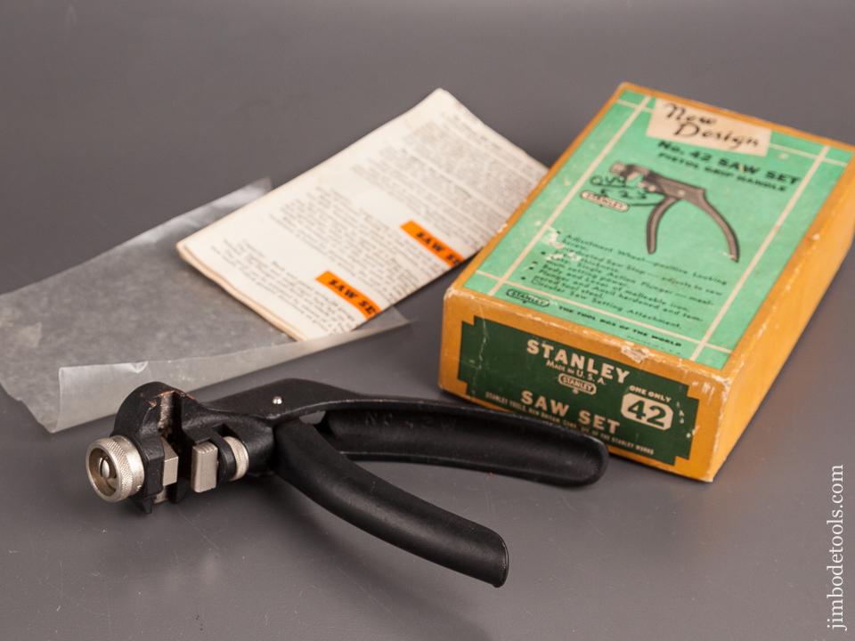 STANLEY No. 42 Saw Set with Decal in Original Box - 82552
