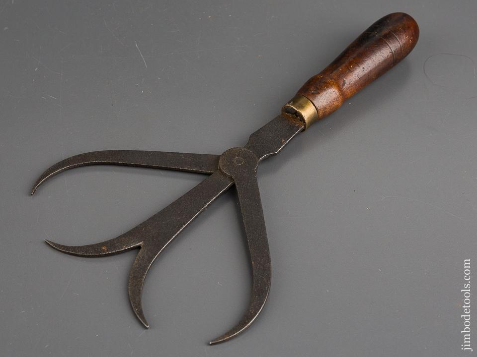 Lovely 10 3/4 inch Blacksmiths Double Caliper - 82601