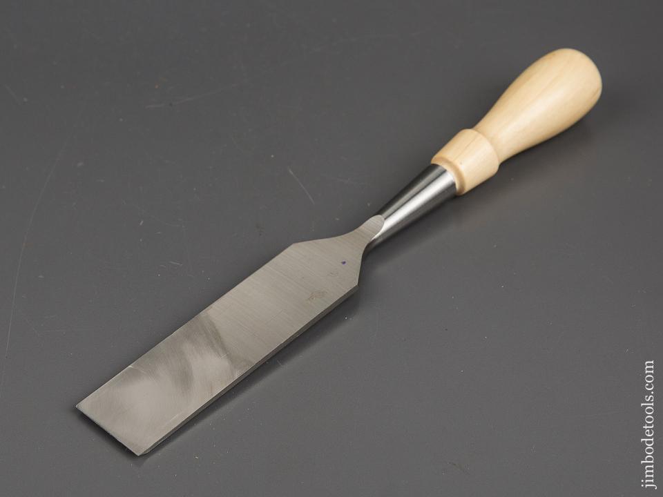 1 1/2 x 10 1/4 inch STANLEY No. 750 SWEETHEART Chisel with Guard - 82679