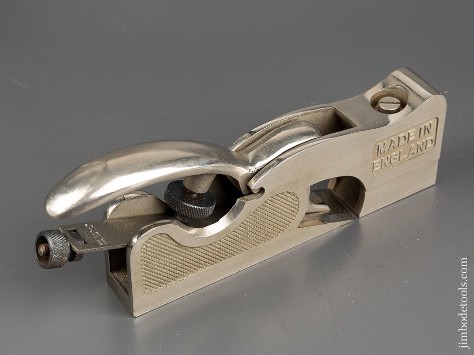 RECORD No. 073 Shoulder Plane in Custom Lined Wooden Box - 83314