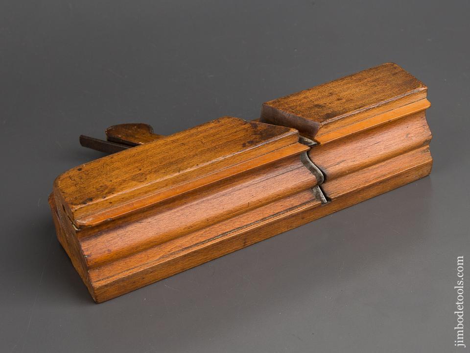 Fine 2 3/4 inch wide Crispy Complex Moulding Plane by GRIFFITHS NORWICH circa 1803-1958 - 83378R