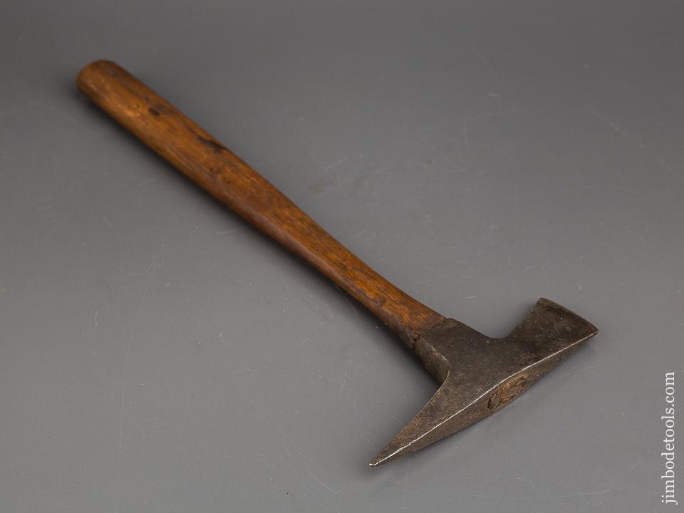 Unusual 5 1/2 x 13 inch Fire or Ice (?) Axe - 83810