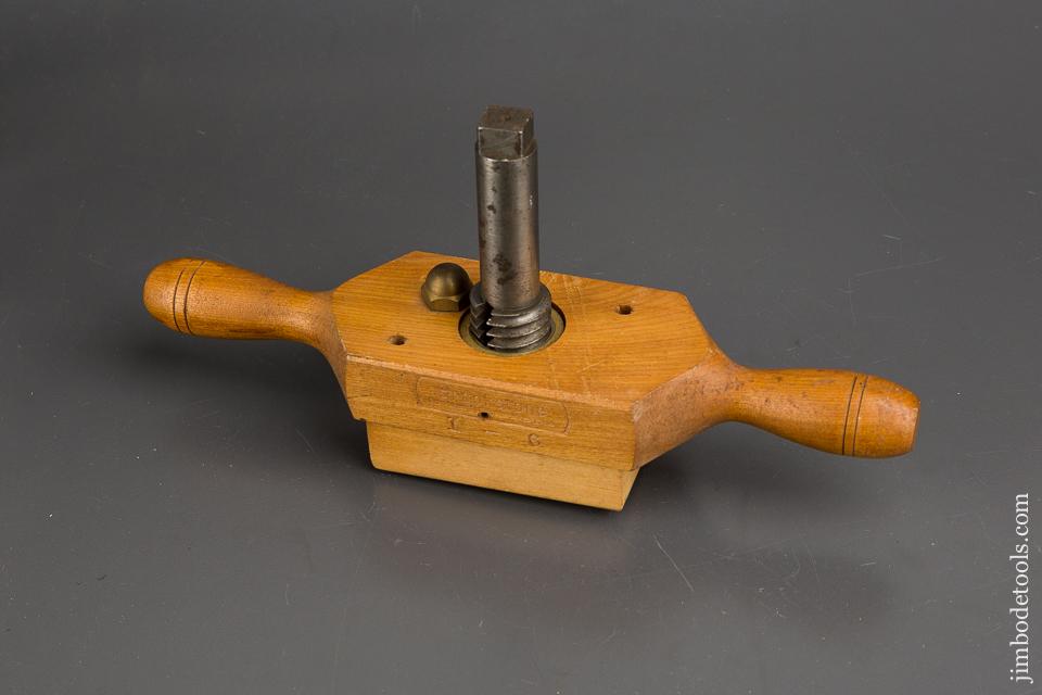 BROOKSTONE 1-6 Thread Box and Tap - 83884R