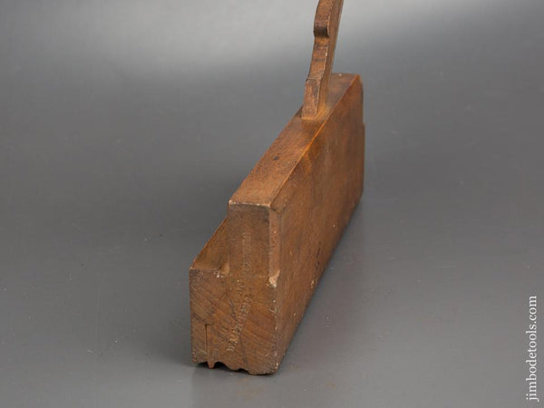 Crispy 1 5/8 inch Wide G. DAVIS Birmingham Complex Moulding Plane circa 1821-76 EXTRA FINE - 83930