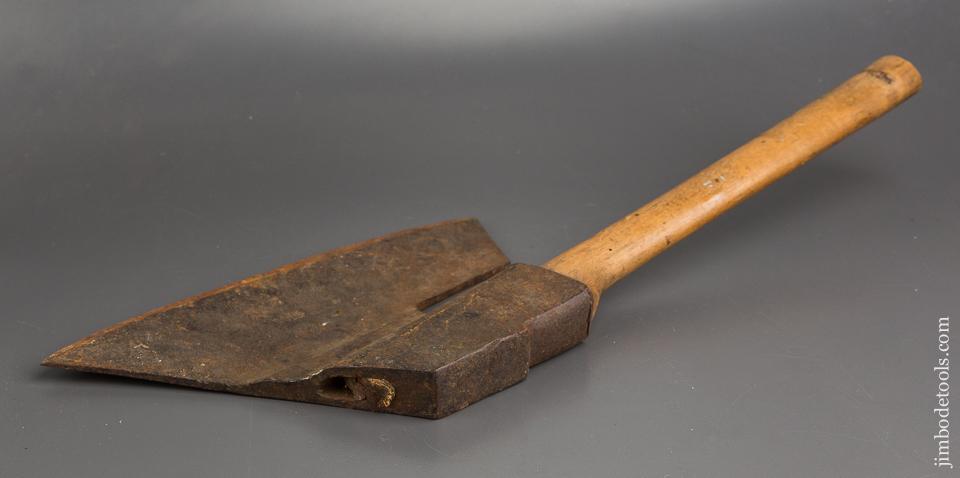 FINE Goose Wing Axe - 83965