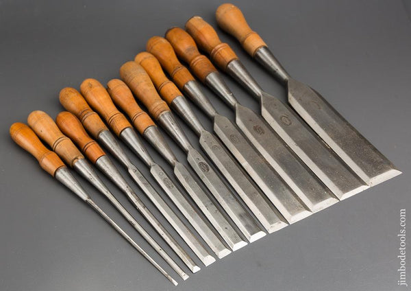 Clean Set of Twelve D.R. BARTON 1832 Socket Firmer Chisels in Wooden Box - 84035