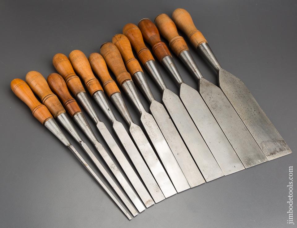 Clean Set of Twelve D.R. BARTON 1832 Socket Firmer Chisels in Wooden Box - 84035