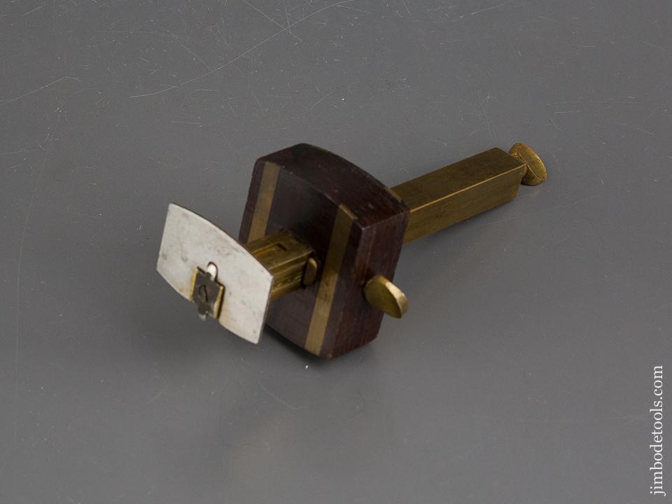 Mint! Eight inch STANLEY No. 92 Type One Butt & Rabbet Gauge - 84040