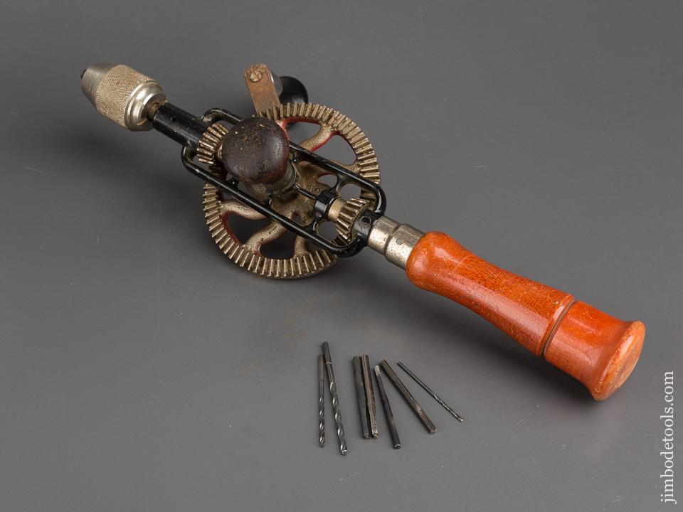 MILLERS FALLS No. 2-01 Single Speed Egg Beater Hand Drill with Seven Bits - 84162