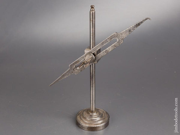 9 1/8 inch Tall Surface Gauge - 84260R