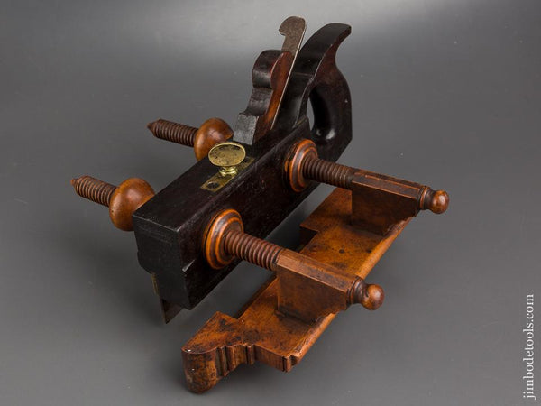 D.R. BARTON ROCHESTER N.Y. Rosewood & Boxwood Plow Plane circa 1832-74 FINE - 84305