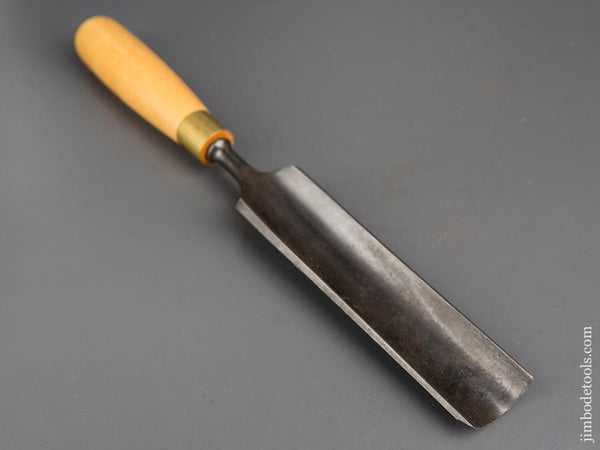 1 3/4 x 13 1/2 inch UNION No. 8 Sweep Boxwood Handled Gouge - 84418