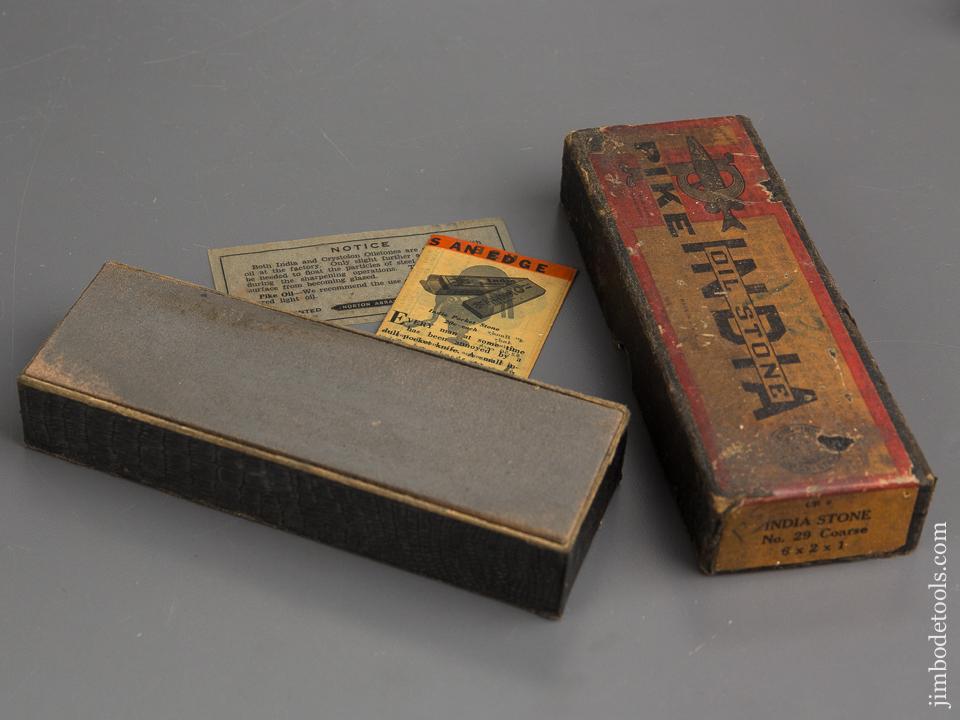 PIKE India Oil Stone MINT in its Original Box - 84485R