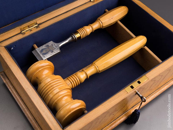 Amazing! Presentation Chisel & Mallet in Solid Boxwood Dated 1908 WOW! - 85679U