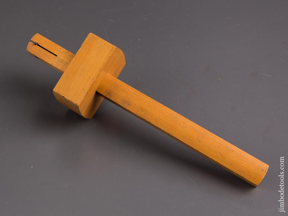 MINT 8 1/2 inch Boxwood STANLEY No. 65 Marking Gauge - 85690
