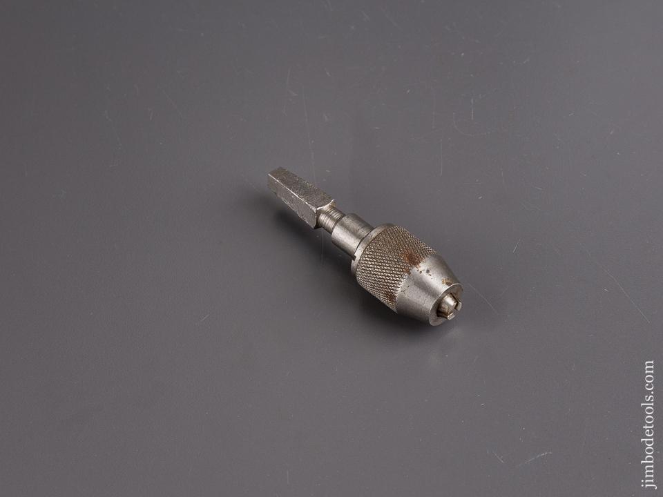 Brace store chuck adapter