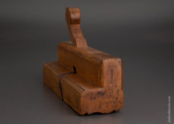10 x 3 inch Crispy Complex Moulding Plane by COGDELL circa 1750-65 London - 85989
