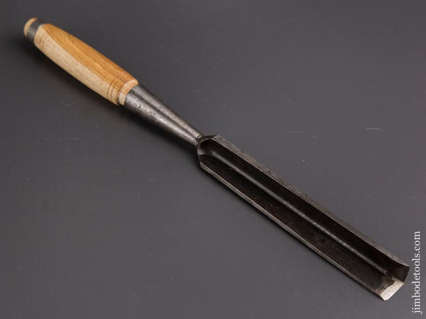 Extra Fine One inch T.H. WITHERBY Corner Chisel - 86170