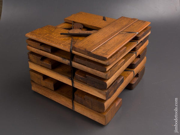 Crisp Set of Fifteen Hollows & Rounds Moulding Planes by ROUTLEDGE BIRMINGHAM circa 1876-1944 - 86203