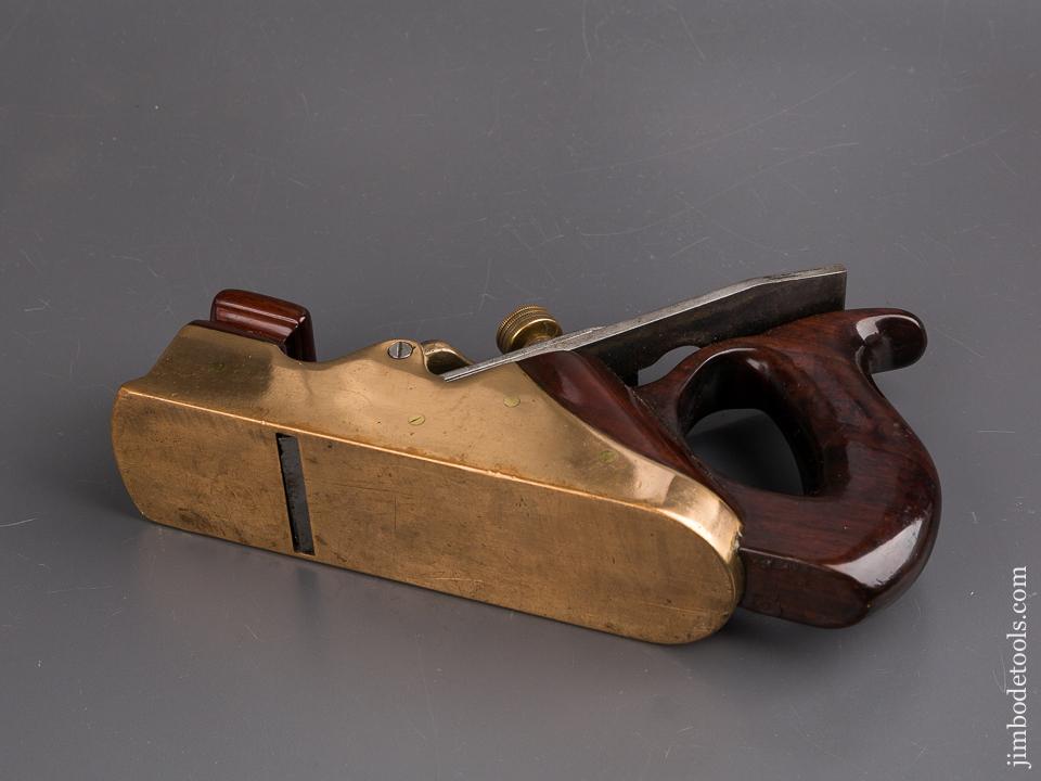 Amazing! Gunmetal Double Pierced Scottish Smooth Plane - 86323U