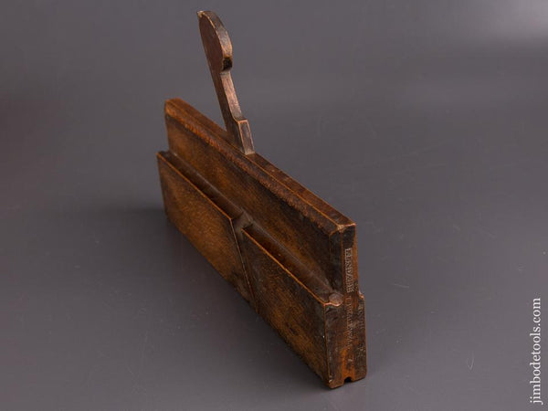 3/16 inch Cock Bead Molding Plane by KENDALL Baltimore, MD circa 1831-42 CRISP - 86335