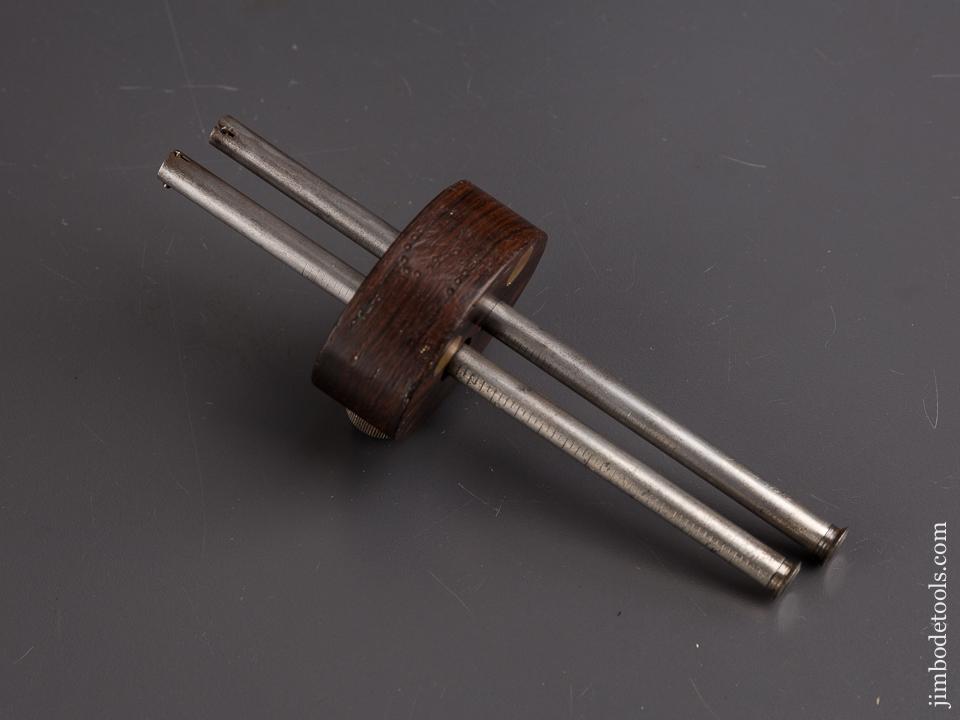 STANLEY No. 198 Double Ended Rosewood Pizza Wheel Marking Gauge circa 1911-35 SWEETHEART - 86477