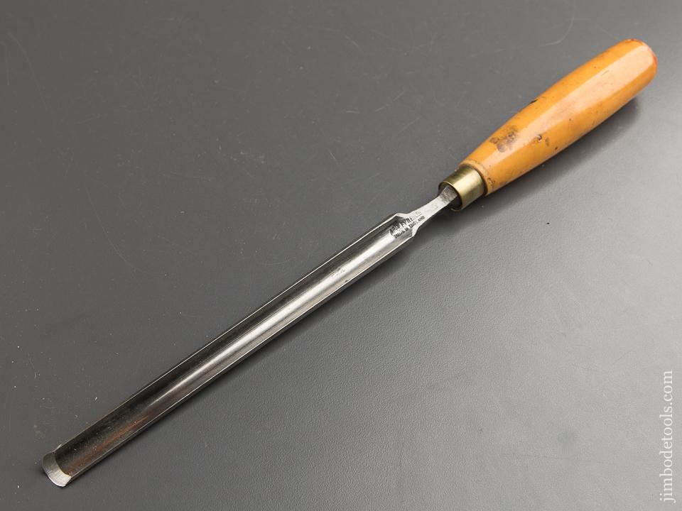 1/2 inch Wide ASHLEY ILES Boxwood Handled Pattern Maker's Paring Gouge - 86696