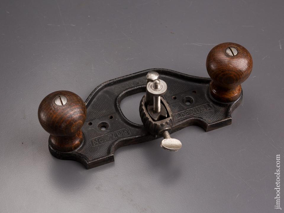 STANLEY No. 71 1/2 Router Plane with 1/4 inch Cutter - 86872