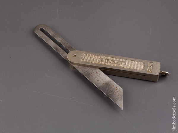 MINT Eight inch STANLEY No. 18 Eureka T Bevel - 86879