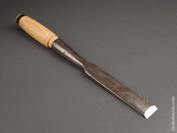 1 1/4 inch WELLES & WILSON Laminated Heavy Framing Chisel - 87339