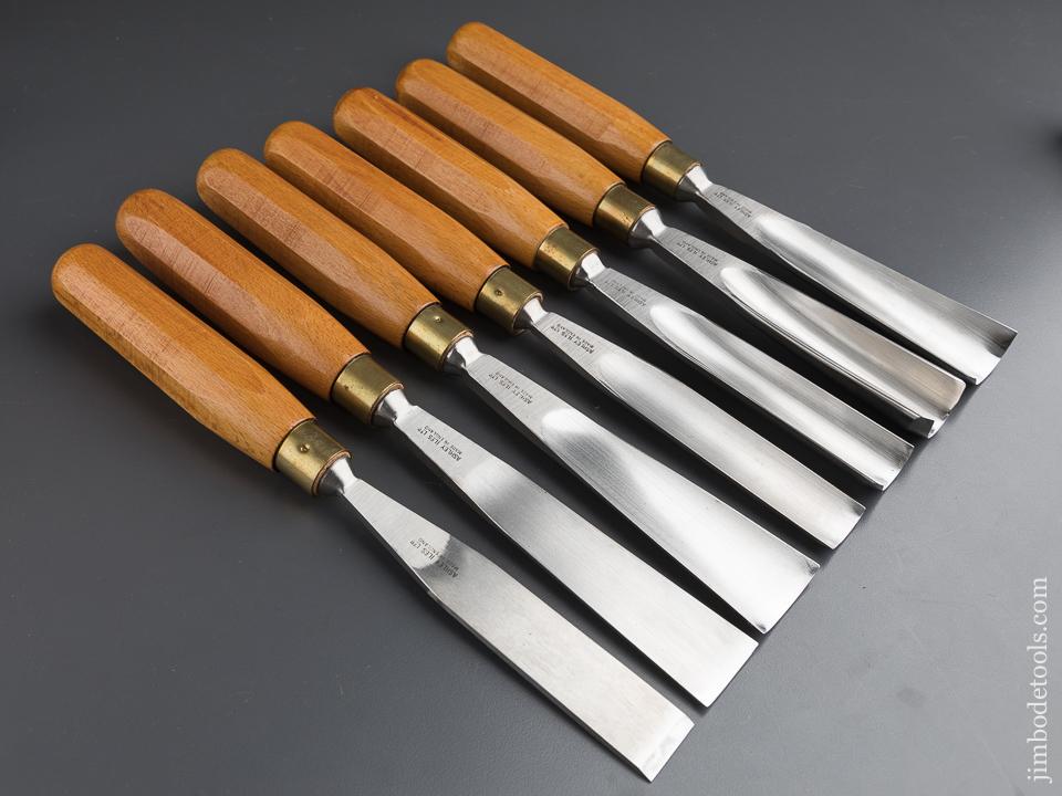 Seven MINT Monster Size ASHLEY ILES Carving Gouges - 87388 – Jim Bode Tools