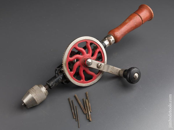 Extra Fine MILLERS FALLS No. 2-01 Egg Beater Hand Drill with Seven Bits - 87392