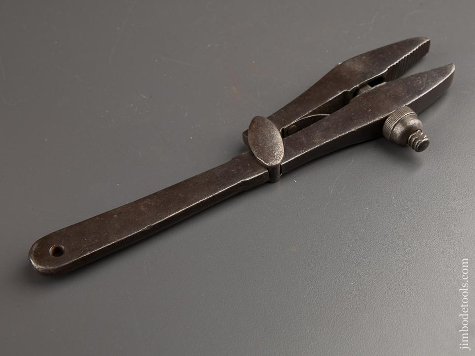 Rare! Nine inch AMERICAN SAW CO Patent April 8, 1890 Alligator Wrench - 87408