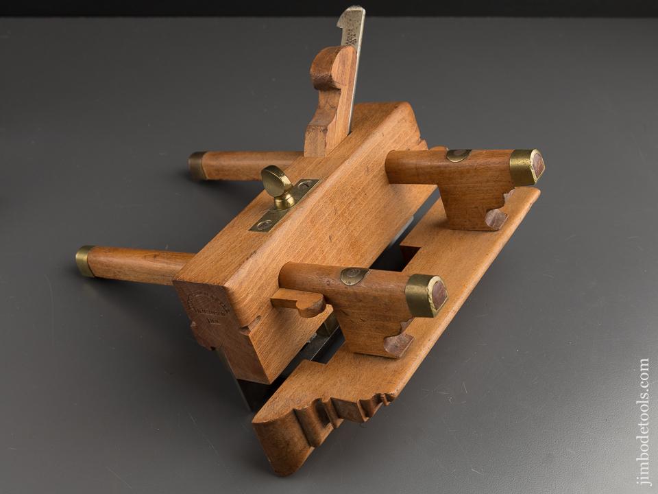 Good User Beech Plow Plane by YOUNG & M'MASTER AUBURN NY circa 1838-46 FINE - 87552