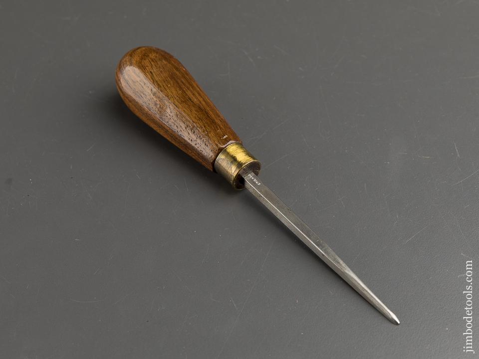 NEW OLD STOCK 1/16 inch HENRY TAYLOR Gouge - 87624