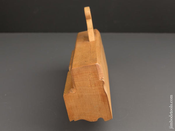 Modern Master! 2 1/2 inch Wide D. MAZZAGLIA HAVERHILL MA Crispy Complex Molding Plane - 88333