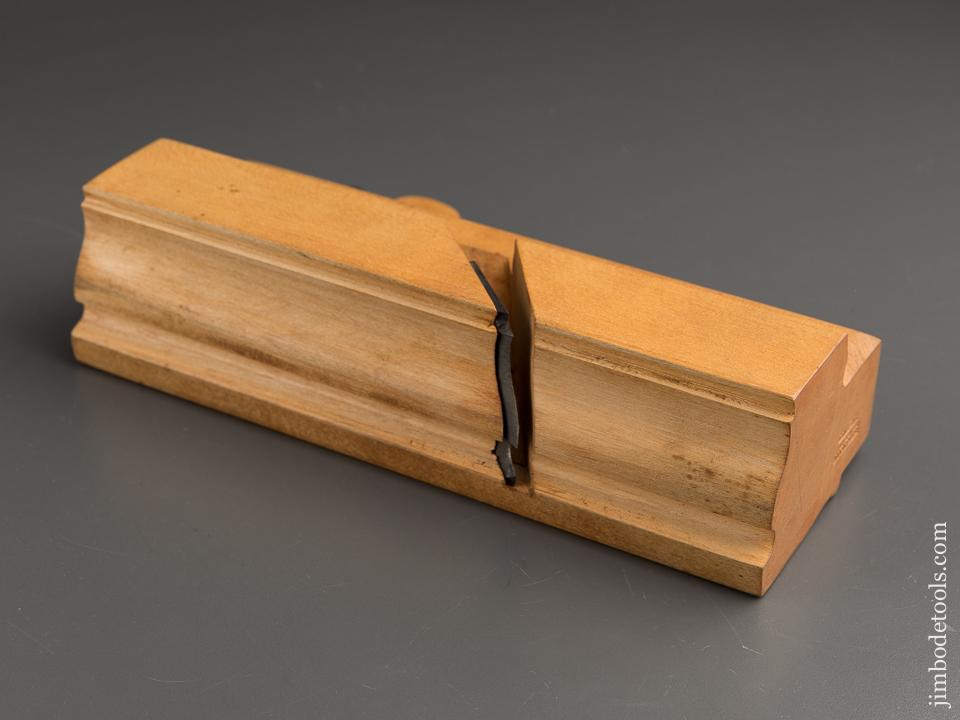 Modern Master! 2 1/2 inch Wide D. MAZZAGLIA HAVERHILL MA Crispy Complex Molding Plane - 88333