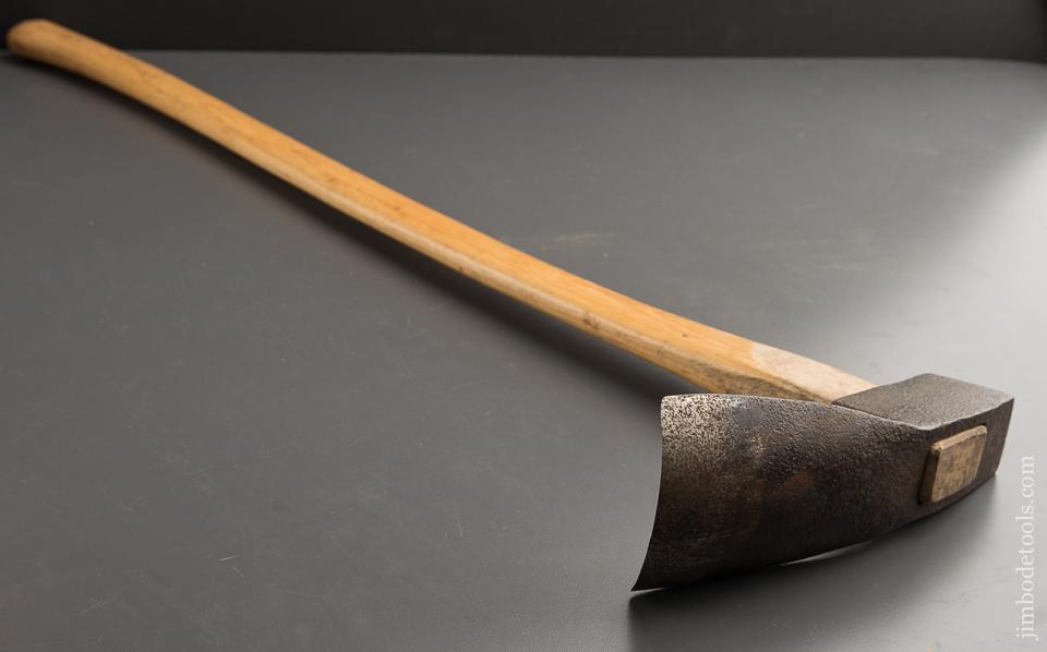 Excellent Signed Curved Gutter Adze - 88502