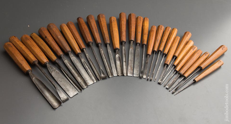 The Best of the Best! 28 Good ADDIS Carving Chisels - 88645