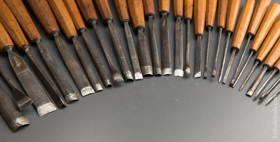 The Best of the Best! 28 Good ADDIS Carving Chisels - 88645