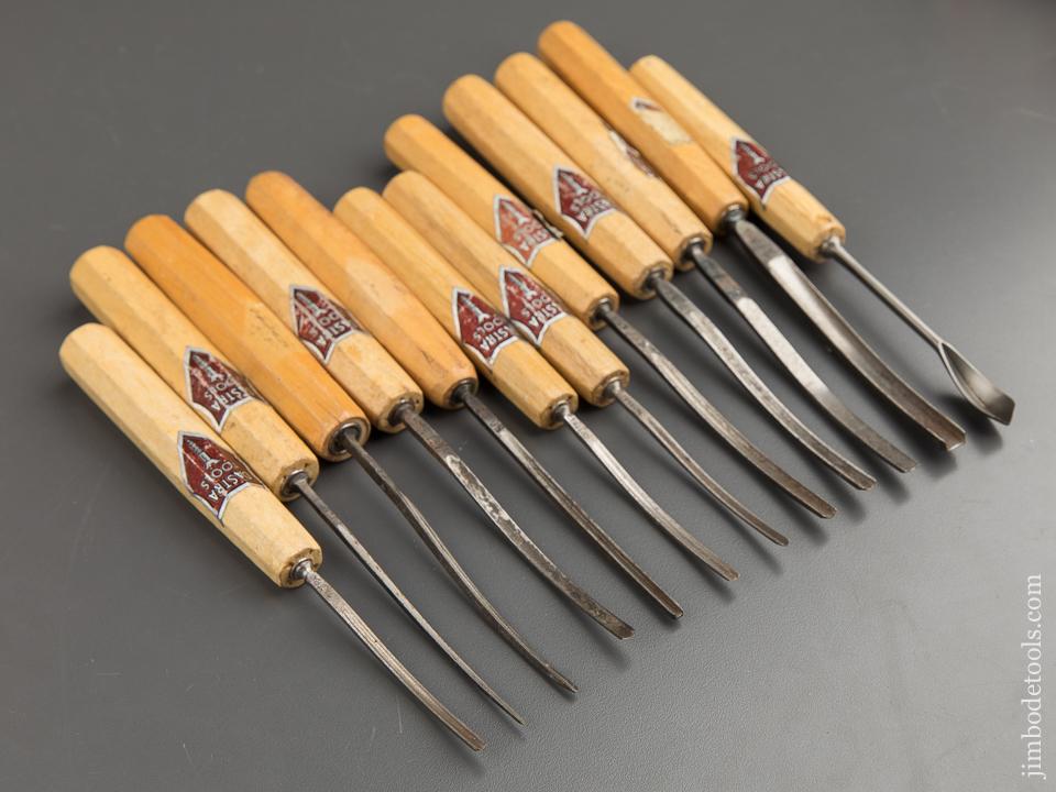 Dastra Gouges Stamp Twelve DASTRA Carving Gouges with Decals - 88655 – Jim Bode Tools