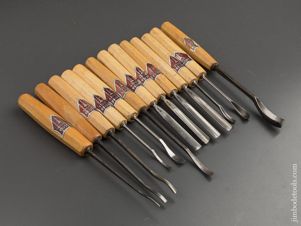 Thirteen DASTRA Carving Gouges with Decals - 88662 – Jim Bode Tools