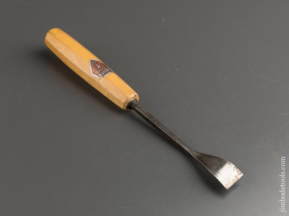 Fat 25mm DASTRA No. 33 Sweep Spoon Gouge with Decal - 88688