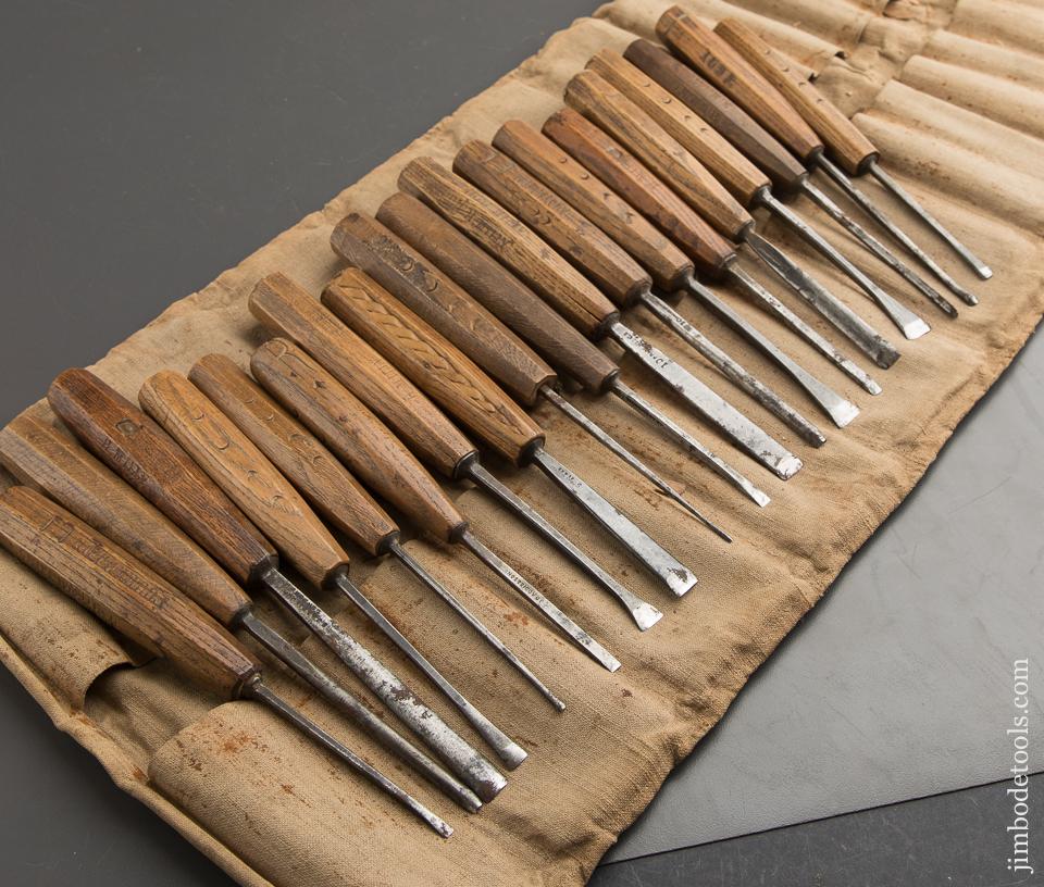 19 ADDIS Carving Chisels in Roll - 88697