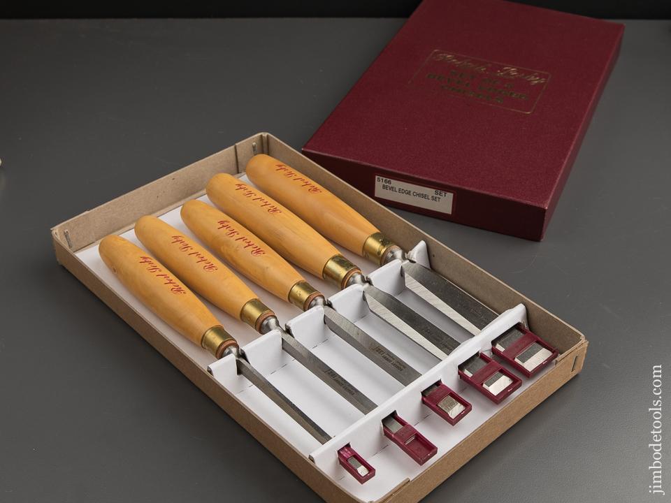 Beautiful ROBERT SORBY No. 5160 Set of Five Boxwood Handled Bevel Edged Chisels in Original Box - 88971